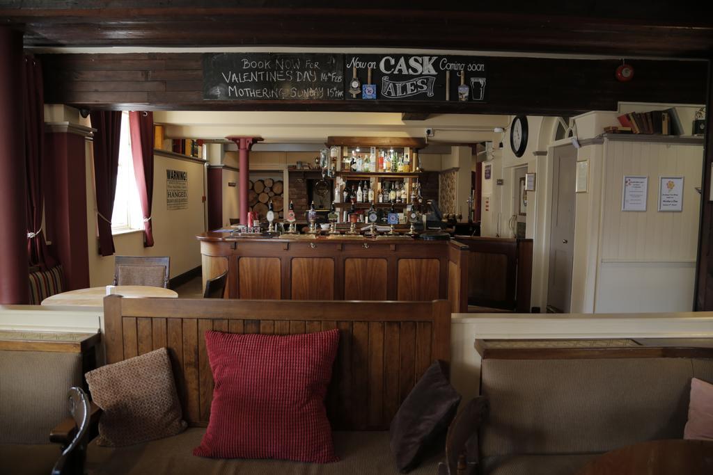 Hanmer Arms Exterior foto