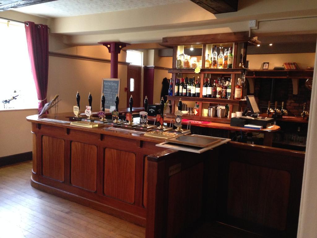 Hanmer Arms Exterior foto