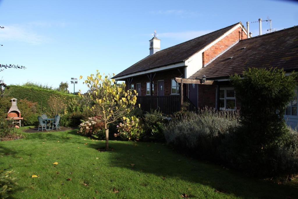 Hanmer Arms Exterior foto